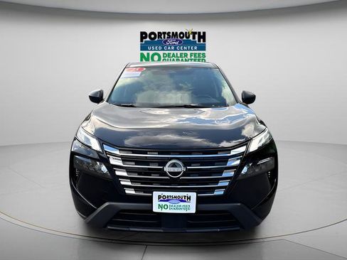 Used 2025 Nissan Rogue S AWD/4WD image 12