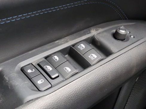 New 2026 Jeep Compass Latitude image 22