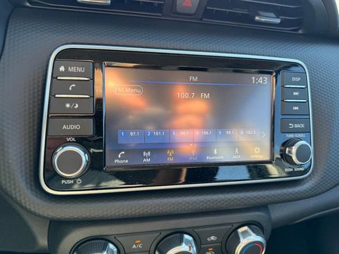 Used 2025 Nissan Kicks Play S image 19