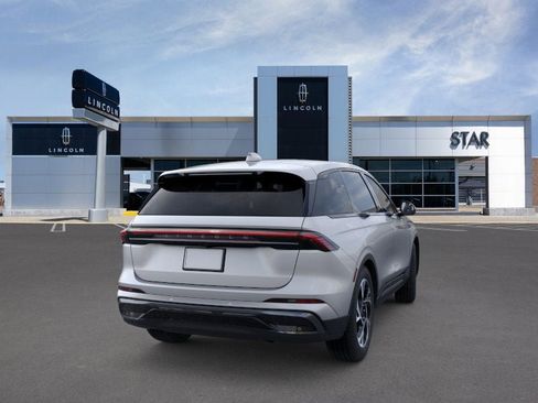 New 2025 Lincoln Nautilus Premier w/ Jet Appearance Package image 8