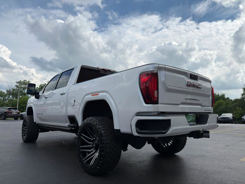 Used 2022 GMC Sierra 2500 Denali w/ Denali Ultimate Package AWD/4WD image 5