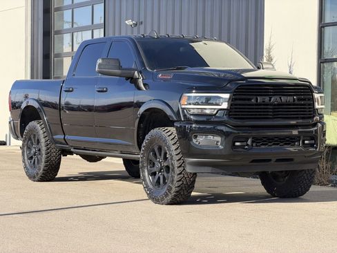 Used 2019 RAM 2500 Laramie w/ Night Edition image 4