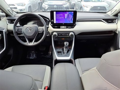 Used 2023 Toyota RAV4 Limited image 10