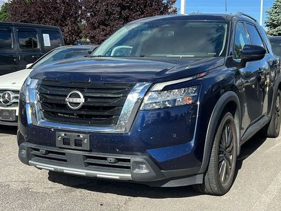 Used 2022 Nissan Pathfinder SL w/ SL Premium Package