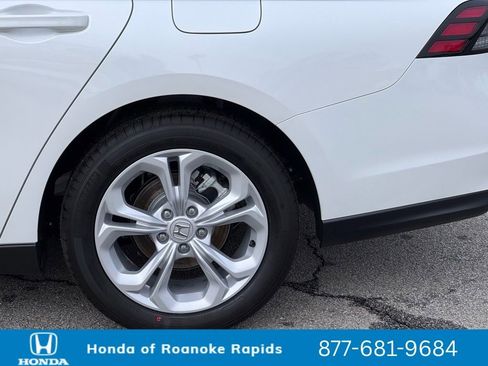 New 2026 Honda Accord LX image 33