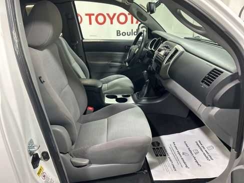 Used 2012 Toyota Tacoma 4x4 Access Cab V6 image 12
