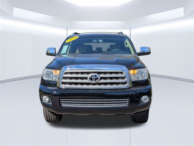 Used 2016 Toyota Sequoia Limited w/ Safety & Convenience Package AWD/4WD image 9