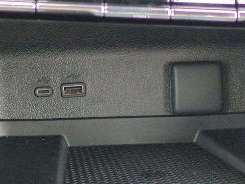 New 2026 Chevrolet Traverse RS image 23