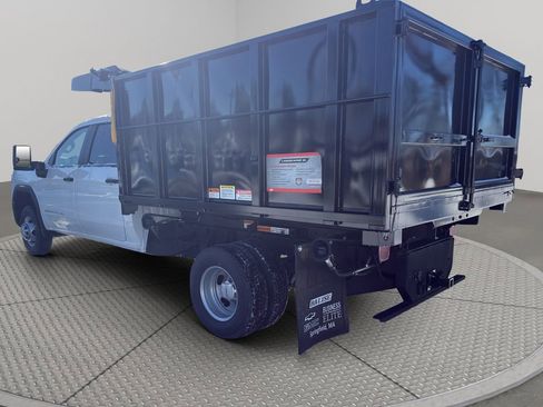 New 2025 GMC Sierra 3500 Pro w/ Convenience Package image 25