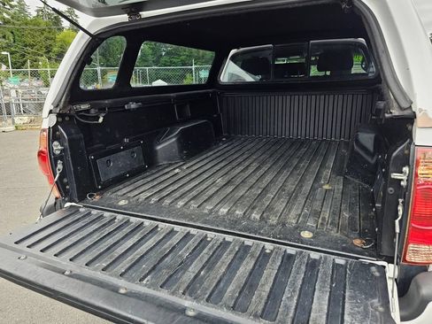 Used 2007 Toyota Tacoma 4x4 Double Cab w/ TRD Sport Pkg #3 image 14