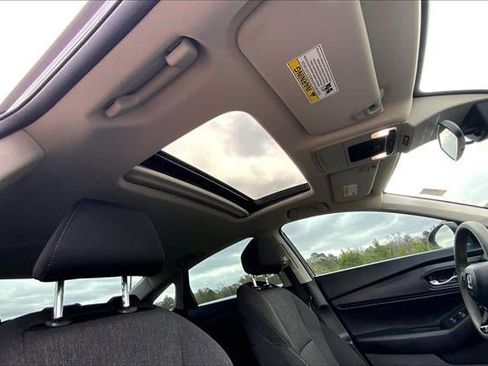 Used 2023 Honda Accord EX image 21