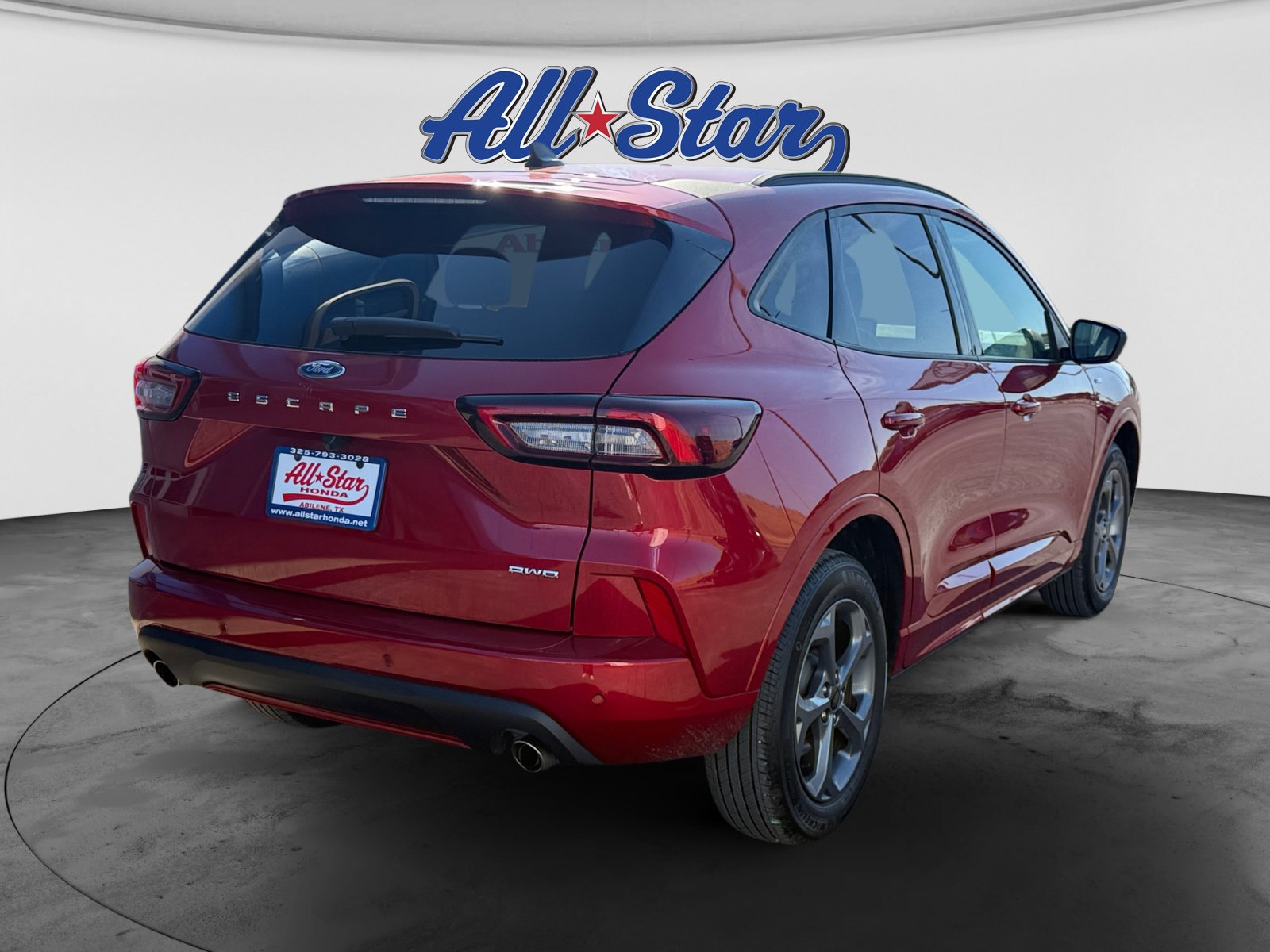 Used 2024 Ford Escape ST-Line w/ Tech Pack #1 AWD/4WD image 5