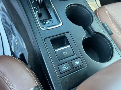 Used 2018 Subaru Outback 3.6R Touring w/ Popular Package #3 image 16