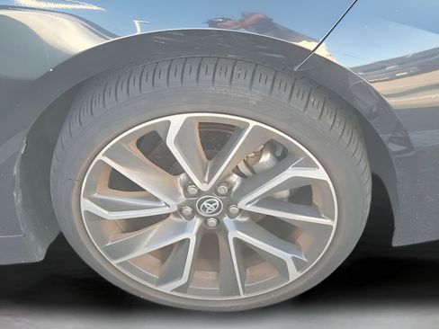 Used 2022 Toyota Corolla XSE image 8