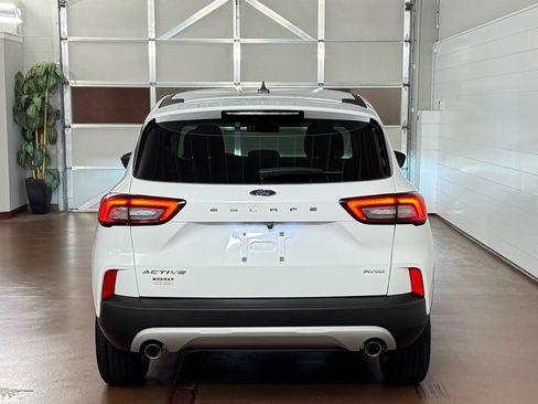 Used 2023 Ford Escape Active image 4