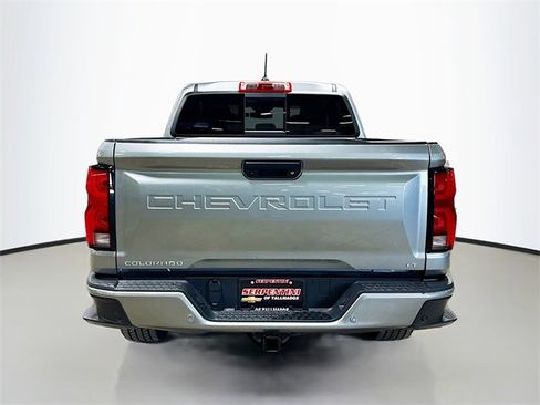New 2024 Chevrolet Colorado LT w/ LT Convenience Package III image 9