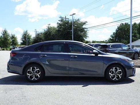Used 2021 Kia Forte LXS FWD image 4