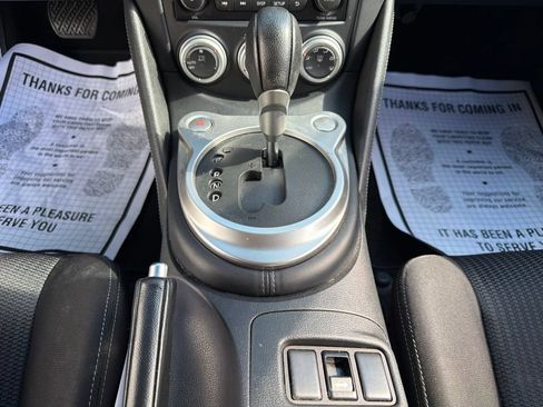 Used 2020 Nissan 370Z Coupe RWD image 24