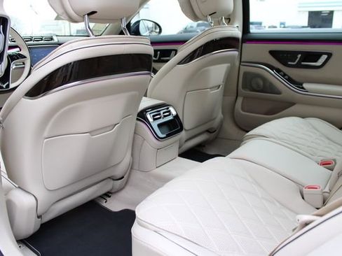 New 2026 Mercedes-Benz S 580 4MATIC Sedan image 23