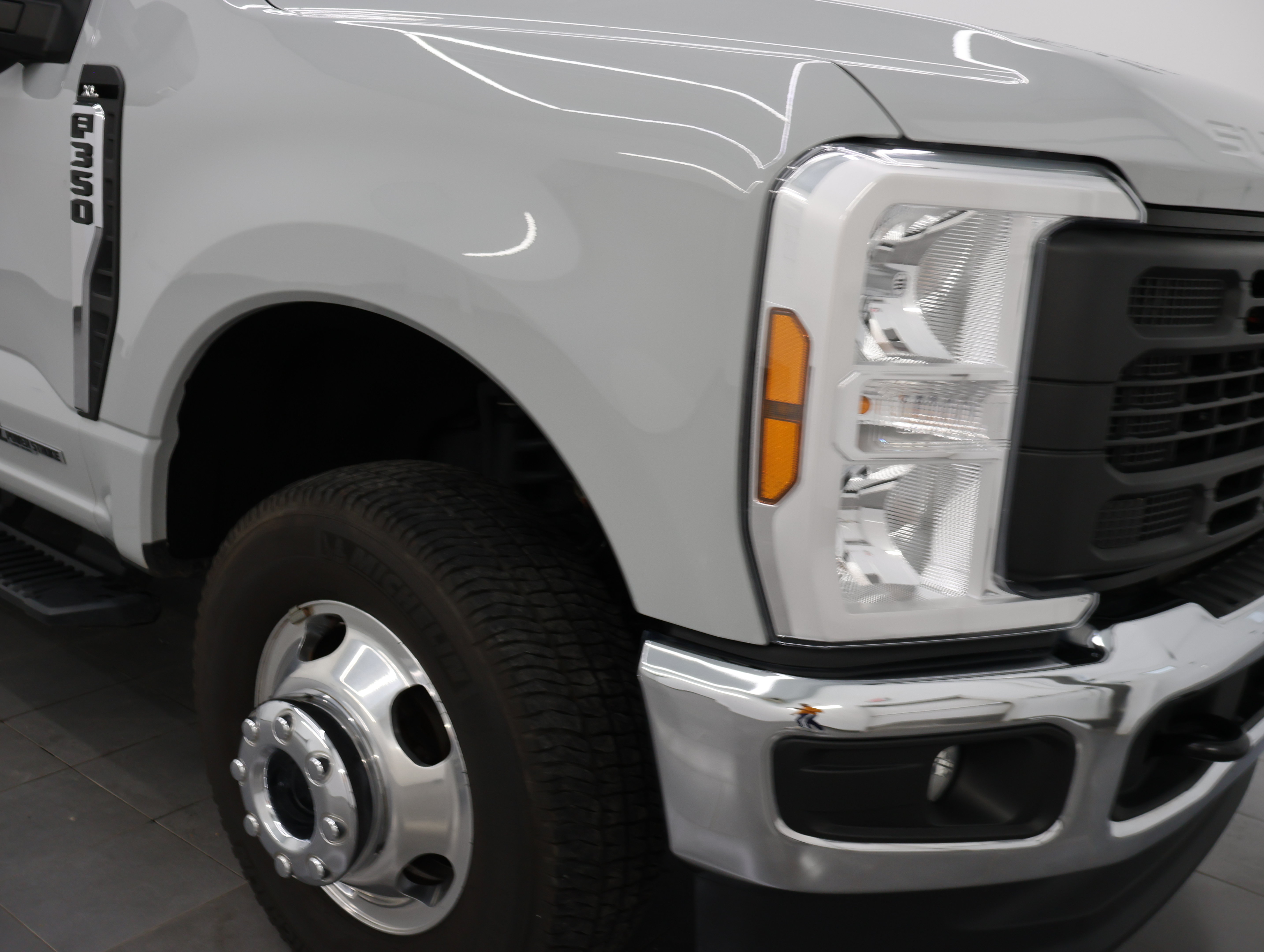 Used 2025 Ford F350 XL w/ 360-Degree Camera Package AWD/4WD image 26