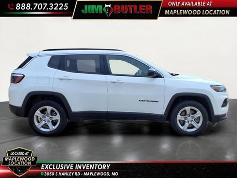 Used 2024 Jeep Compass Latitude AWD/4WD image 5