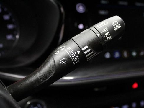 Certified 2023 Buick Envision Essence AWD/4WD image 25