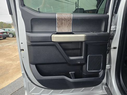 Used 2017 Ford F350 Lariat w/ Lariat Value Package image 16