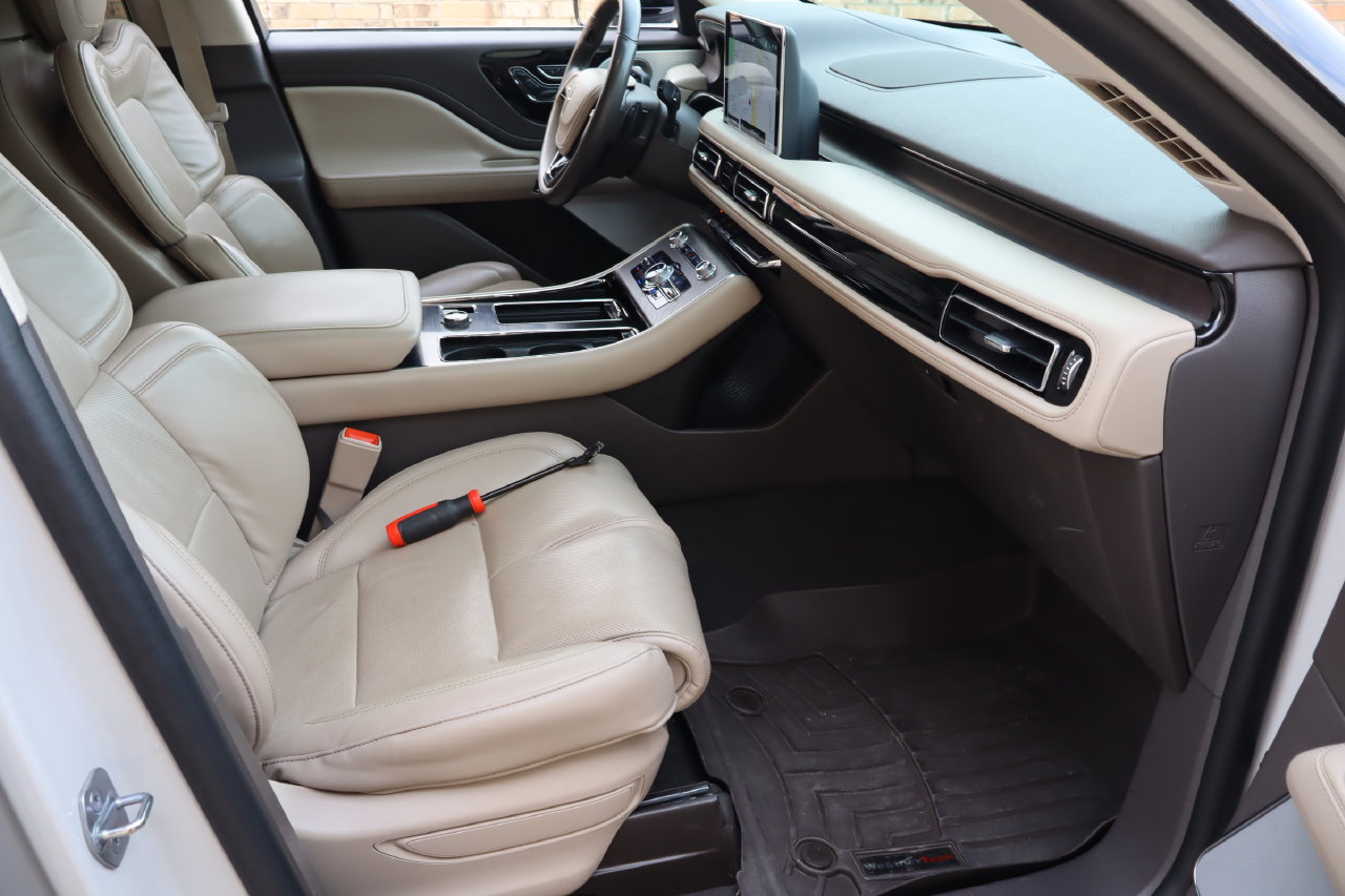 Used 2024 Lincoln Aviator Reserve w/ Equipment Group 201A RWD image 18