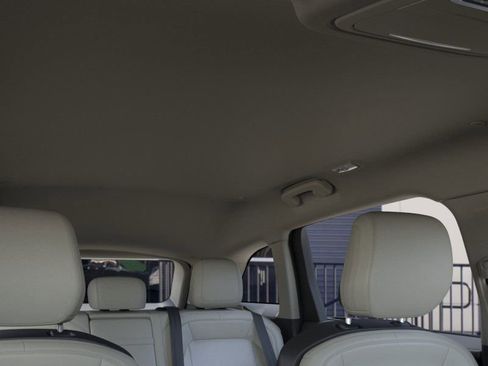 New 2026 Lincoln Nautilus Premier image 22