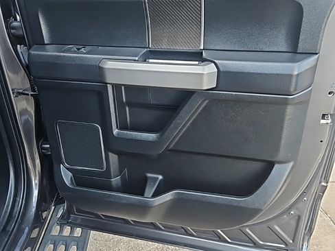 Used 2019 Ford F150 Raptor w/ Equipment Group 802A Luxury image 17