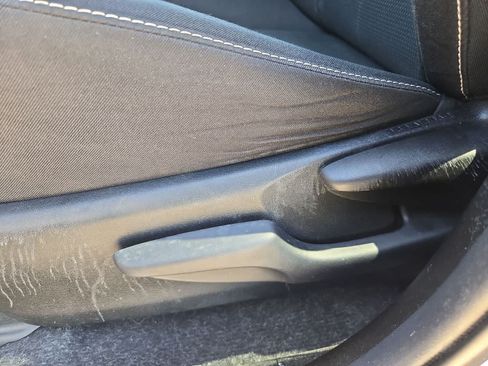 Used 2018 Toyota RAV4 XLE FWD image 16