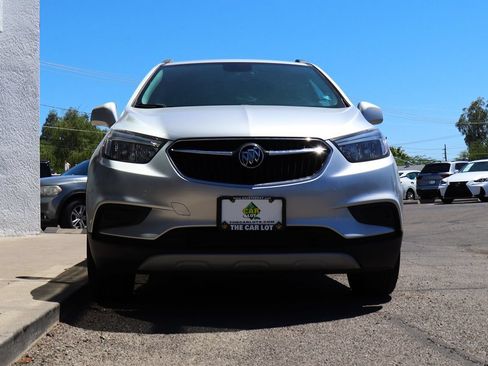 Used 2022 Buick Encore Preferred AWD/4WD image 17
