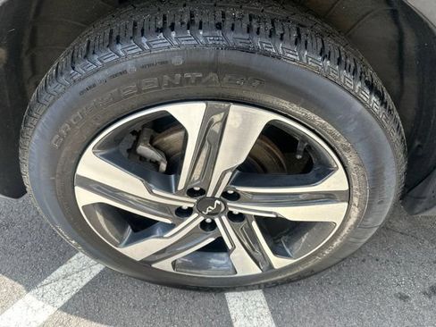 Used 2023 Kia Sorento EX AWD/4WD image 10