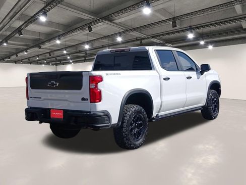 Used 2024 Chevrolet Silverado 1500 ZR2 w/ ZR2 Bison Edition AWD/4WD image 16