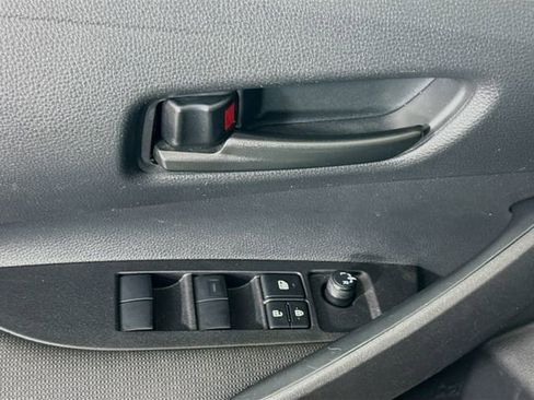 Certified 2025 Toyota Corolla LE FWD image 19