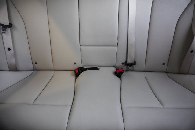 Used 2014 BMW 320i Sedan RWD image 16
