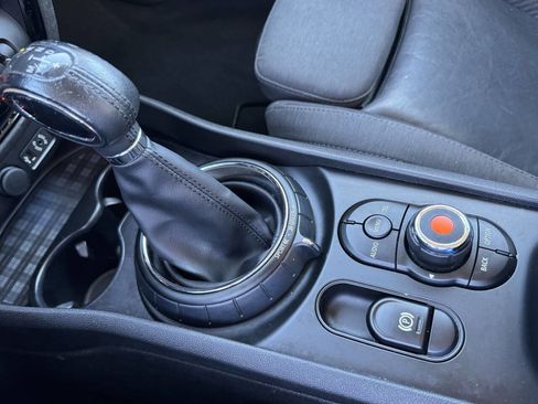 Used 2017 MINI Cooper Clubman S image 15