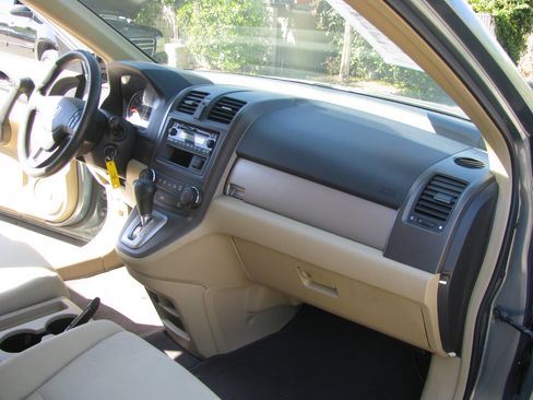 Used 2011 Honda CR-V LX image 13