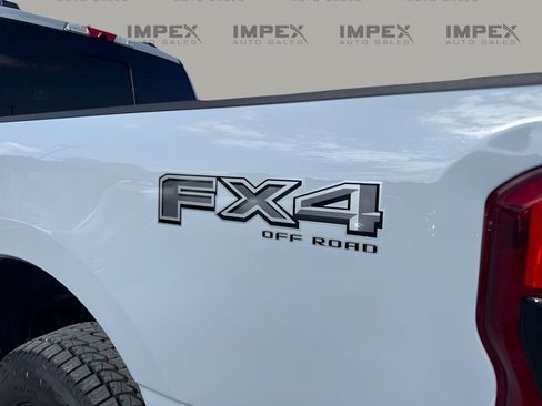 Used 2024 Ford F250 Lariat w/ Lariat Ultimate Package AWD/4WD image 32