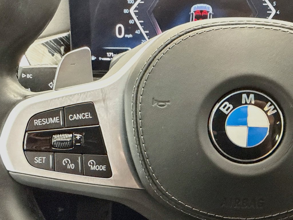 Certified 2025 BMW X5 xDrive40i w/ M Sport Package AWD/4WD image 11