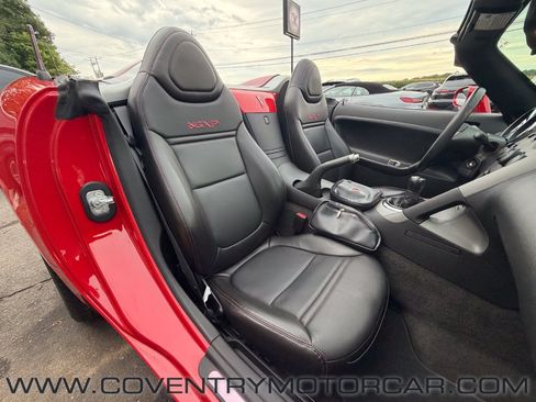 Used 2008 Pontiac Solstice GXP w/ Premium Package RWD image 23