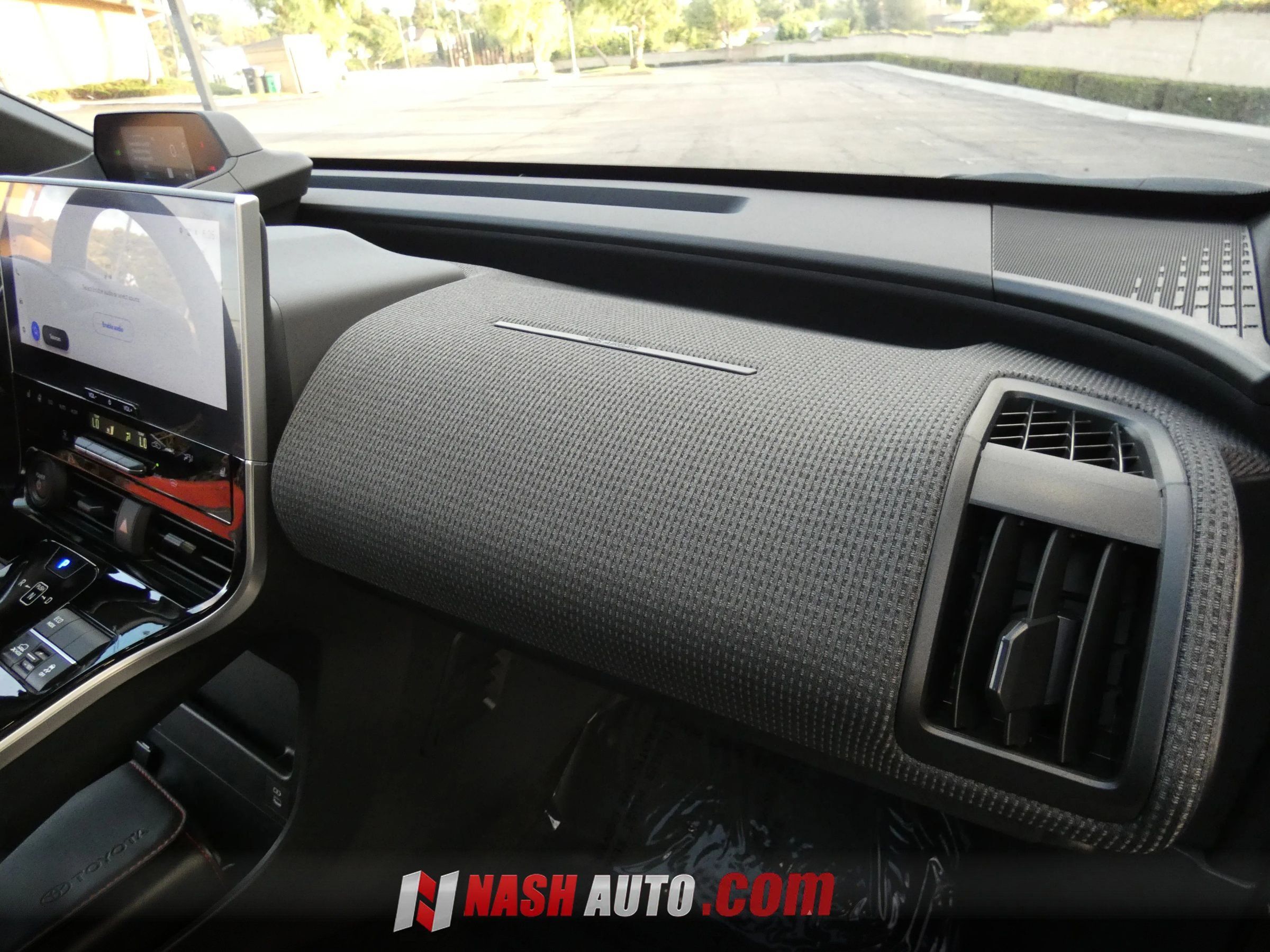 Used 2024 Toyota bZ4X AWD w/ Weather Package image 34