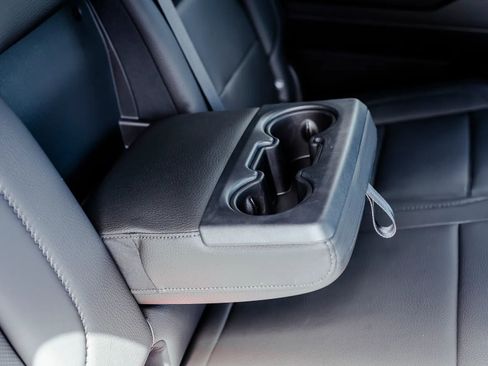 Used 2022 GMC Sierra 1500 Denali image 38