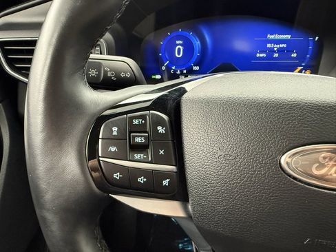 Used 2022 Ford Explorer Platinum w/ Equipment Group 601A image 27