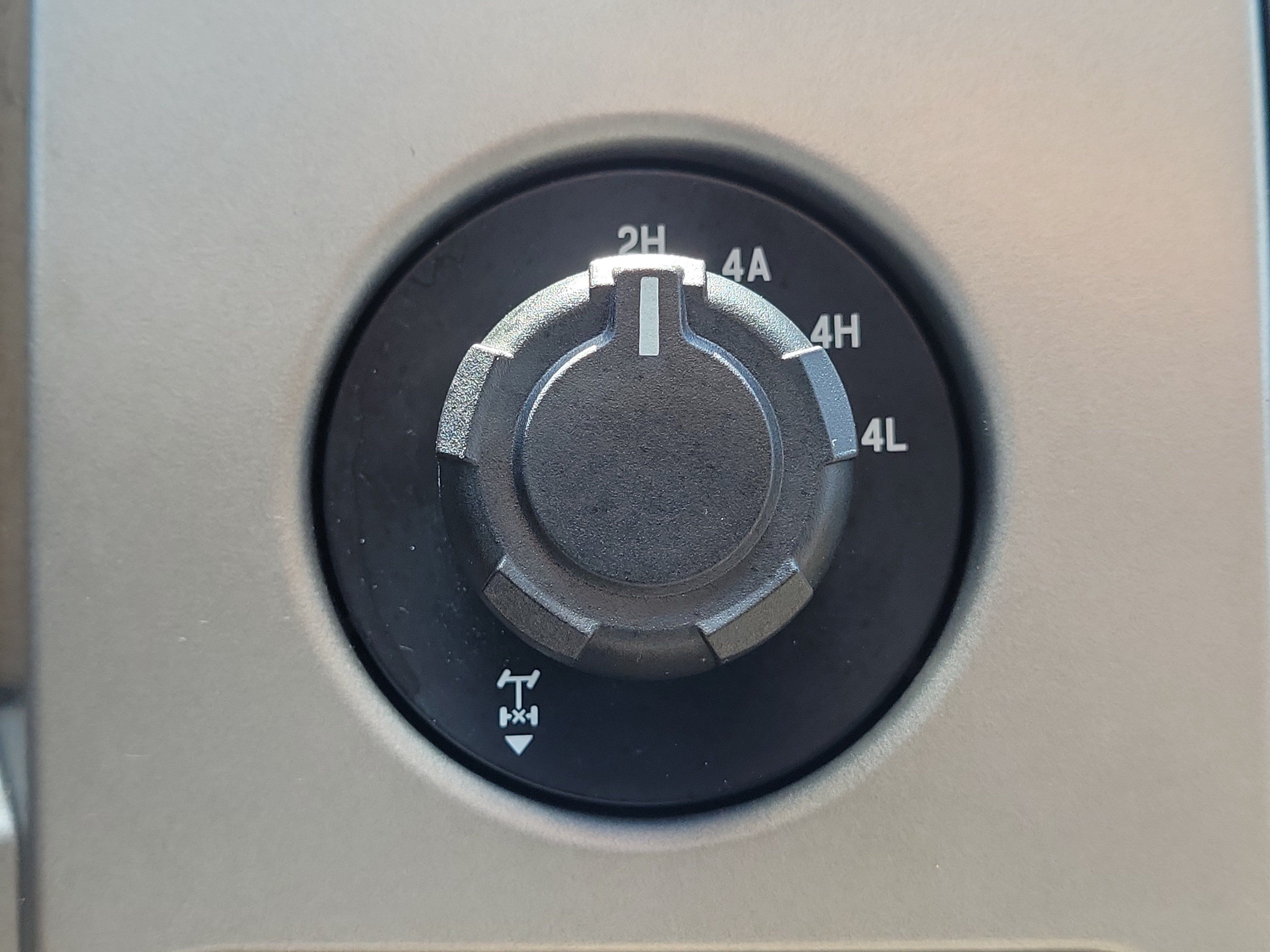 Used 2012 Ford F150 Lariat w/ Lariat Chrome Pkg AWD/4WD image 31