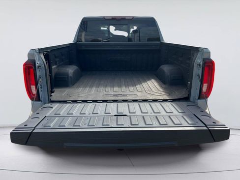 Used 2024 GMC Sierra 1500 AT4 w/ Technology Package AWD/4WD image 26