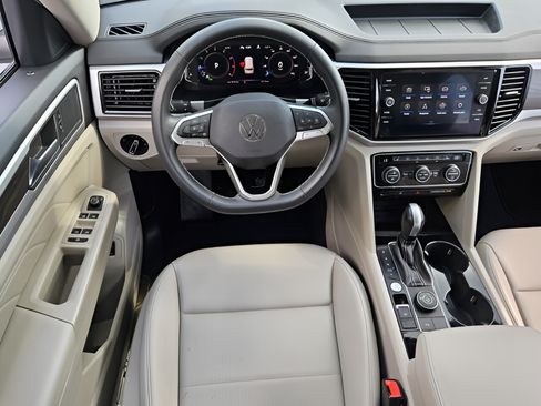 Used 2022 Volkswagen Atlas SE AWD/4WD image 12