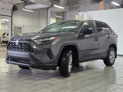 Certified 2024 Toyota RAV4 LE AWD/4WD image 11