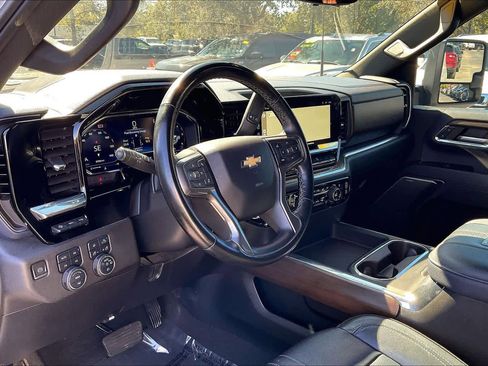 Used 2024 Chevrolet Silverado 3500 High Country w/ High Country Premium Package image 14