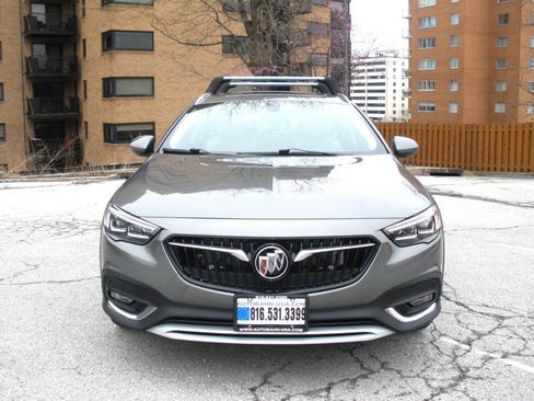 Used 2019 Buick Regal Essence w/ Driver Confidence Package I AWD/4WD image 6